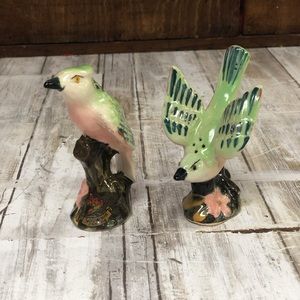 Salt & Pepper Shakers Birds Pastel Porcelain